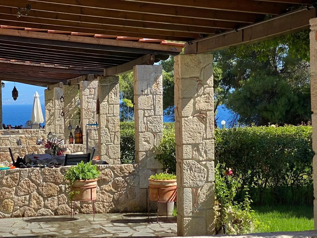 Stone Villa Chalkidiki Kriopigi Grécia